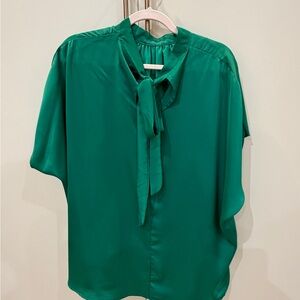 Elegant Green Women's Blouse